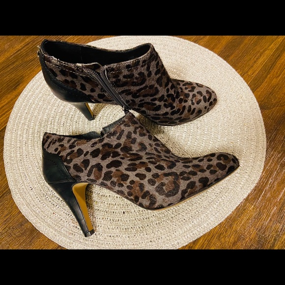 vince camuto leopard ankle boots